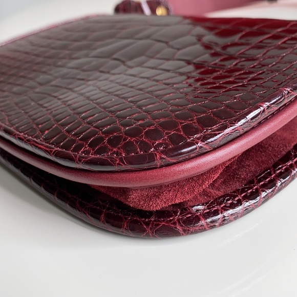 Cartier Vintage Must de Cartier Red Burgundy Crocodile Leather Bag. - Picture 6 of 17